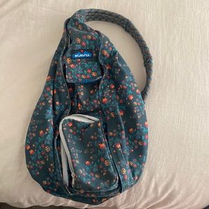 Kavu sling bag